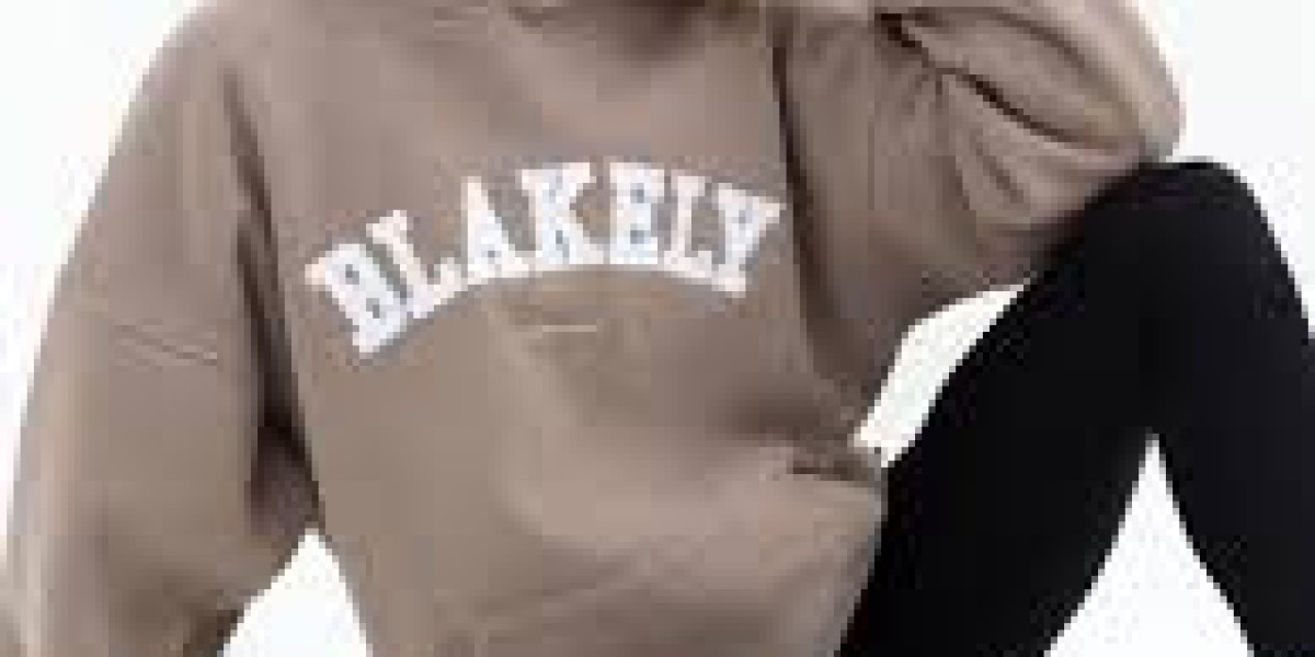 From Gym to Street How the Blakely Hoodie Redefines Versatility